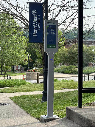 Últimas soluciones de la empresa sobre Estación de autobuses Super Slim Exhibición al aire libre en Amsterdam Holanda