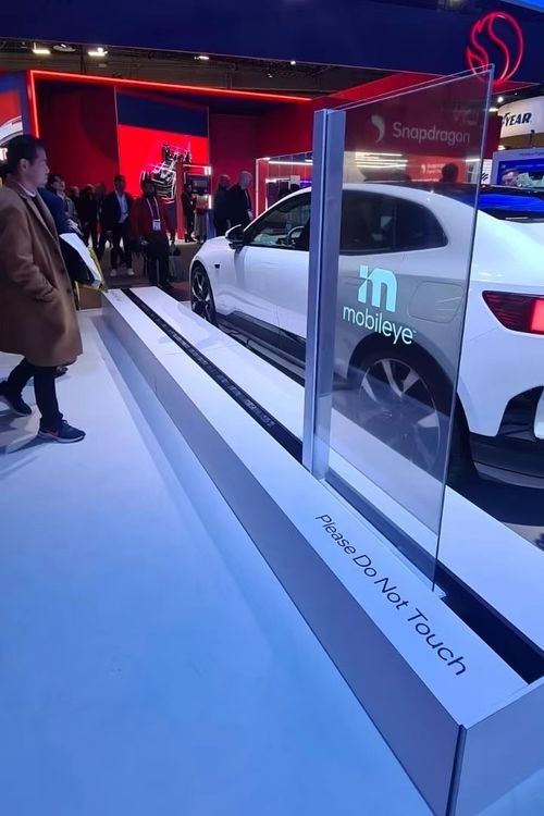 Últimas soluciones de la empresa sobre Signalización deslizante de rayos X OLED de 55 pulgadas