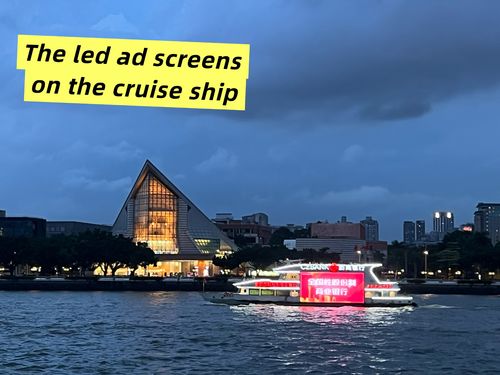 Últimas soluciones de la empresa sobre La pantalla LED llama la atención y transmite información comercial.